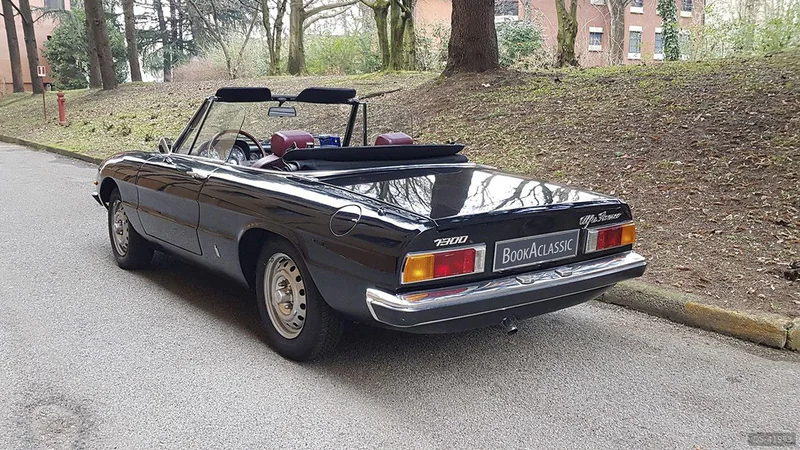 1976 Alfa Romeo Spider Duetto in San Donato Milanese 4