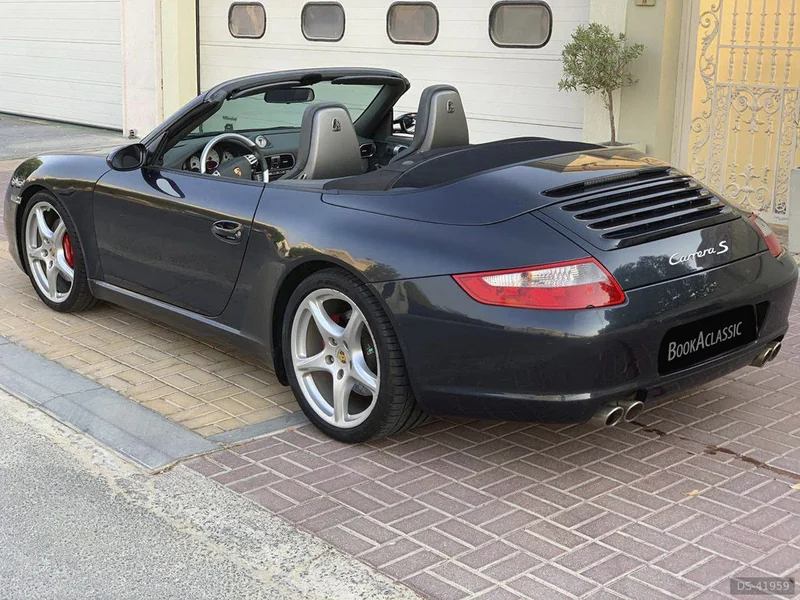 2006 Porsche Carrera 911 in Porto 2