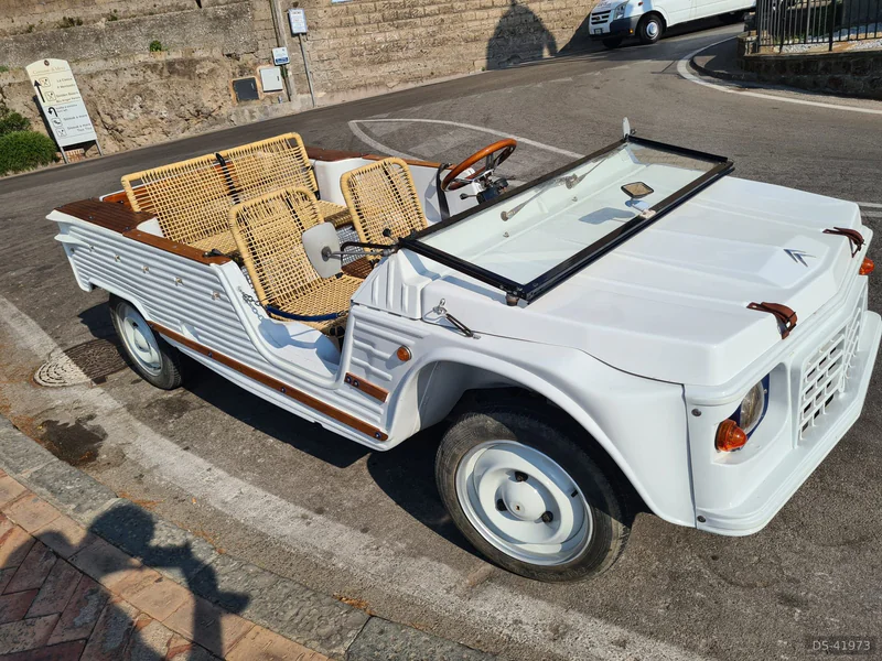 1976 Citroen Mehari in Sorrento 2