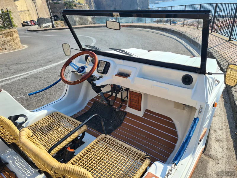 1976 Citroen Mehari in Sorrento 6