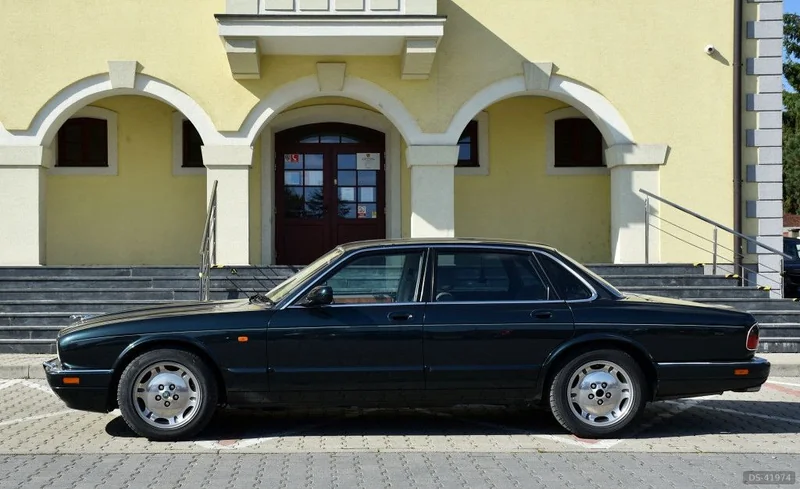 1995 Jaguar XJ Executive in Bratislava 6