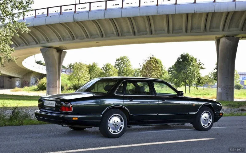 1995 Jaguar XJ Executive in Bratislava 5