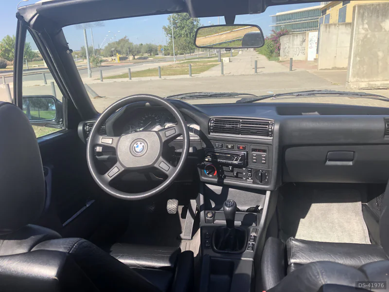 1993 BMW 318i E30 Cabrio in Sotogrande 6