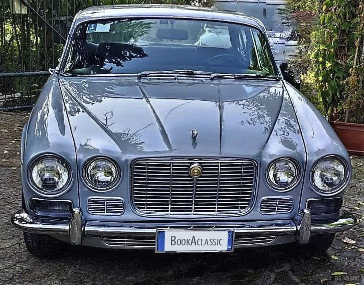 1972 Jaguar Xj6 in Torino 3