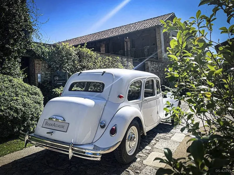 1949 Citroen Traction Avant 11c in Seregno 6