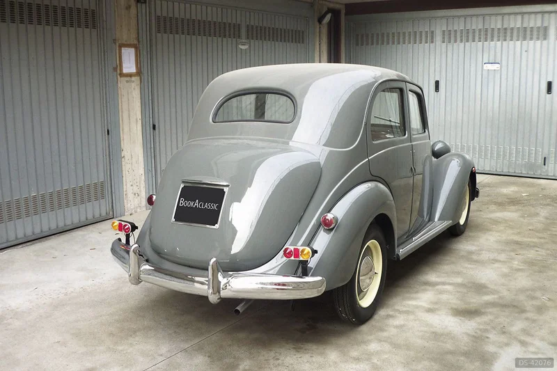 1951 Fiat 1100 E in Bergamo 3
