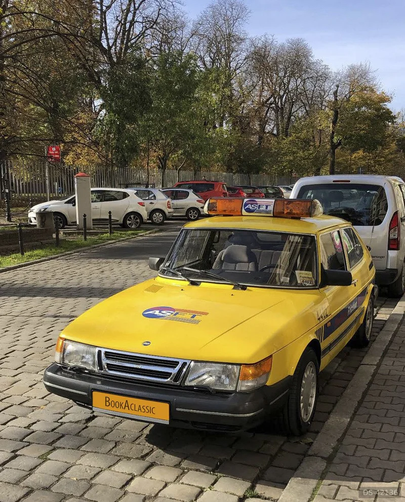 1987 Saab 900 Friction Tester in Warszawa 3