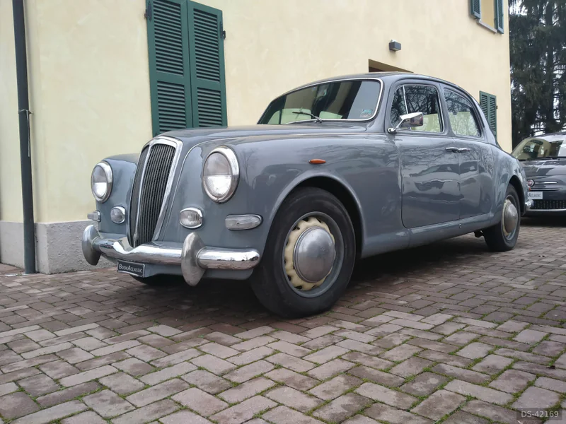 1954 Lancia Aurelia B12s in Reggio Emilia 3