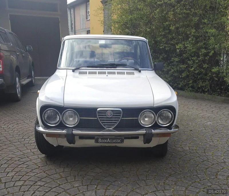 1975 Alfa Romeo Giulia Nuova Super in Reggio Emilia 6