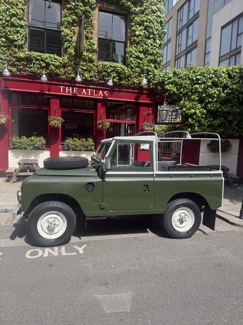1976 Land Rover Series 3 in London 6