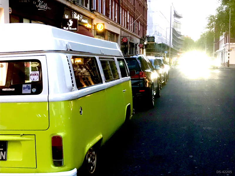 1974 Volkswagen T2 Camper in London 5