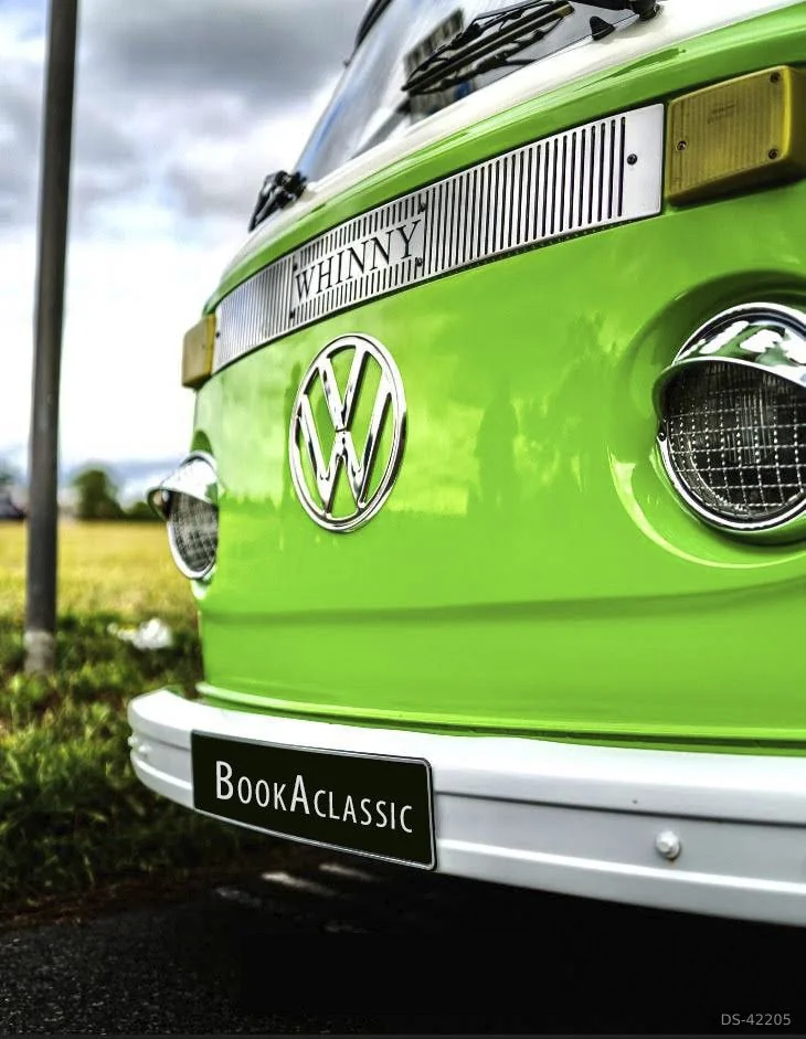 1974 Volkswagen T2 Camper in London 2