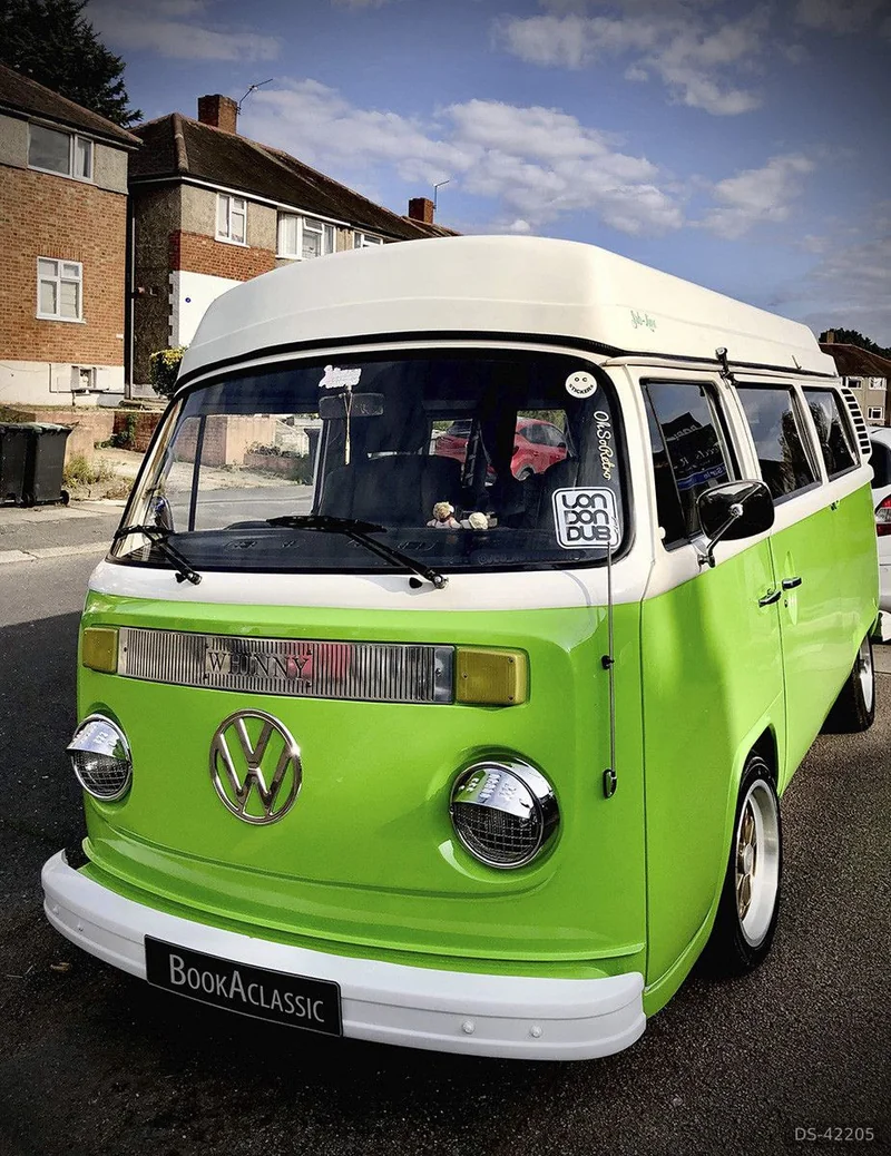 1974 Volkswagen T2 Camper in London 3
