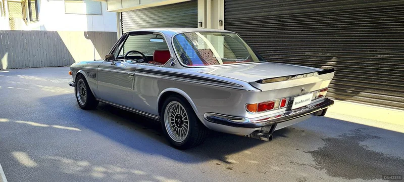 1974 BMW 3.0 CS E9 in Burleigh Waters 5