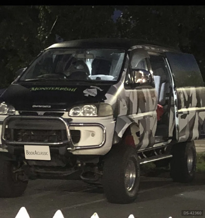 1997 Mitsubishi Delica Superspace in Wewyn Garden City 4