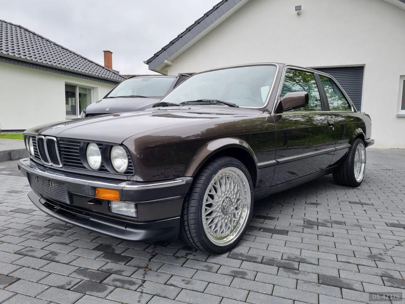 1986 BMW E30 in Ejstrupholm