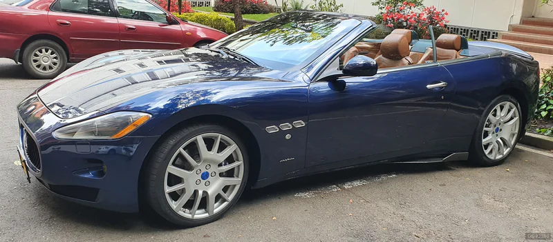 2012 Maserati Gran Turismo Convertible in Bogota 5