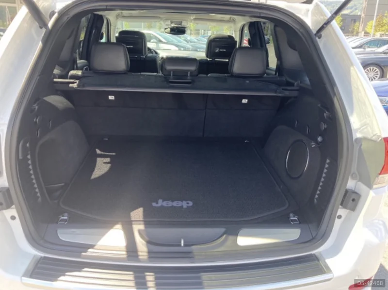 2019 Jeep Grand Cherokee Summit V6 in Graz 5
