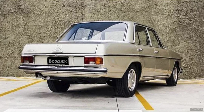 1970 Mercedes-Benz 250 in São Paulo 2