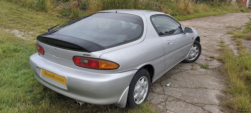 1995 Mazda Mx3 in Dunstable 2