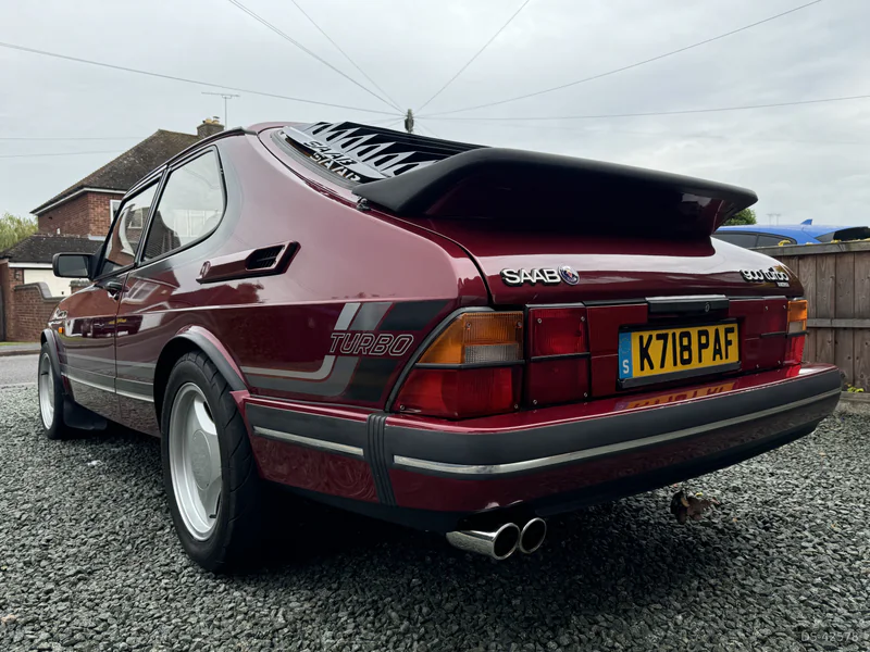 1993 Saab 900 T16s Ruby in Studley 3