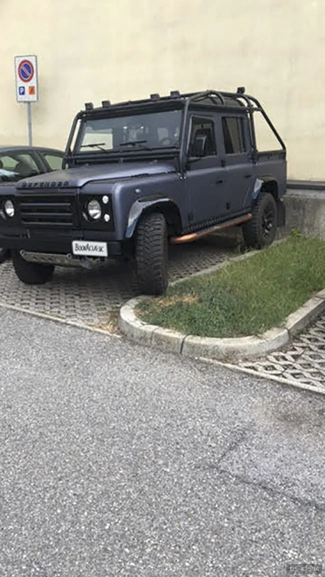 2001 Land Rover Defender 110 Cc in Vedano Al Lambro 4