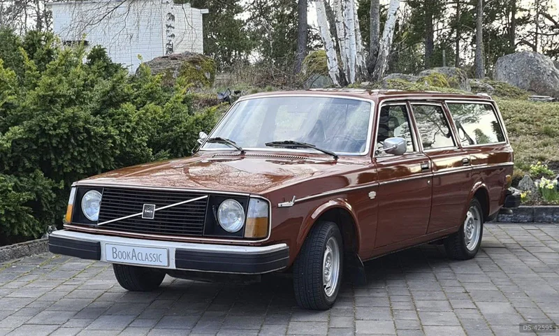 1977 Volvo 245 in Ekerö 3