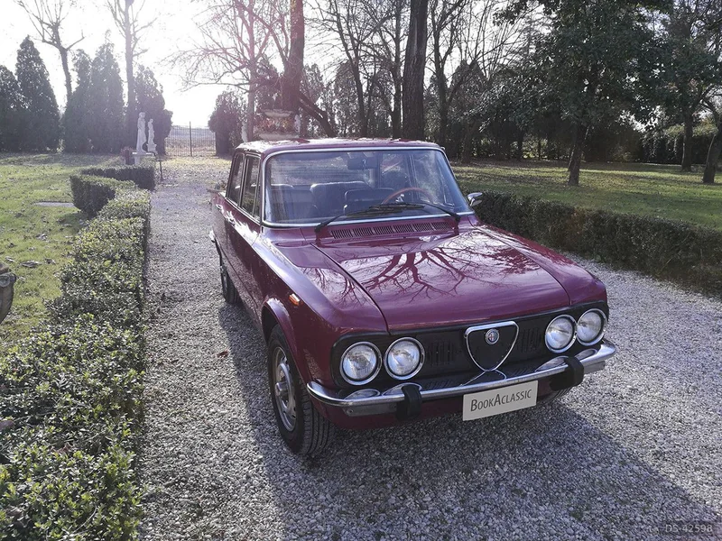 1975 Alfa Romeo Nuova Giulia Super 1300 in Marcon 1