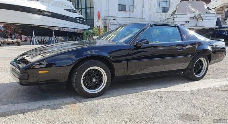 1989 Pontiac Firebird Trans Am in Roma 2