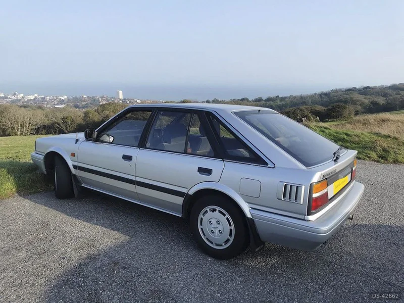 1989 Nissan Bluebird in London 6