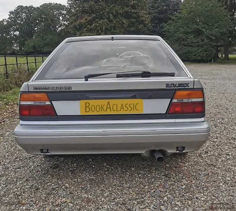 1989 Nissan Bluebird in London 4