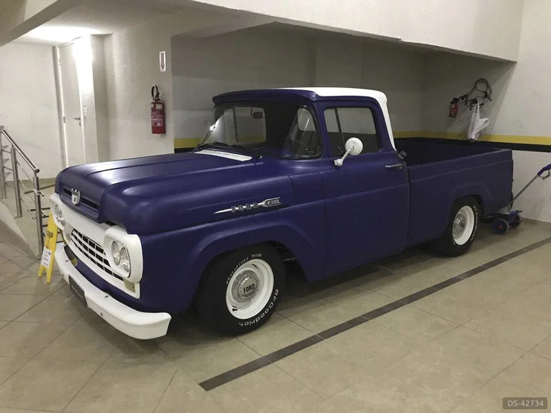 1962 Ford F-100 in Itapema