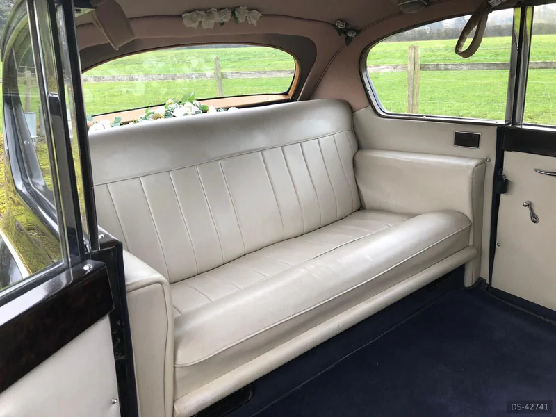 1963 Austin Princess Van Den Plas Limousine in Whitstable 9
