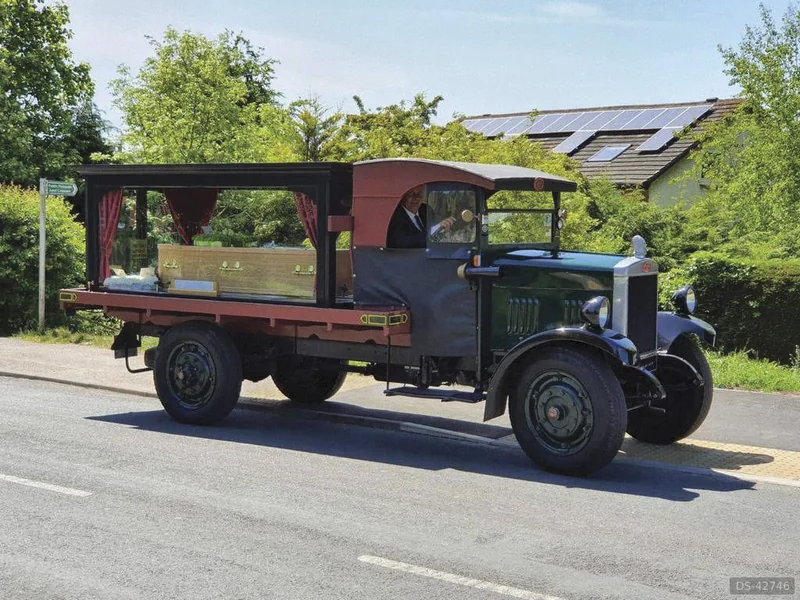 1929 Guy Vintage Guy Funeral Hearse in Whitstable 3
