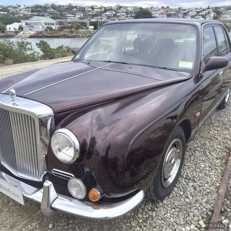 1996 Mitsuoka Galue in Dunedin 4