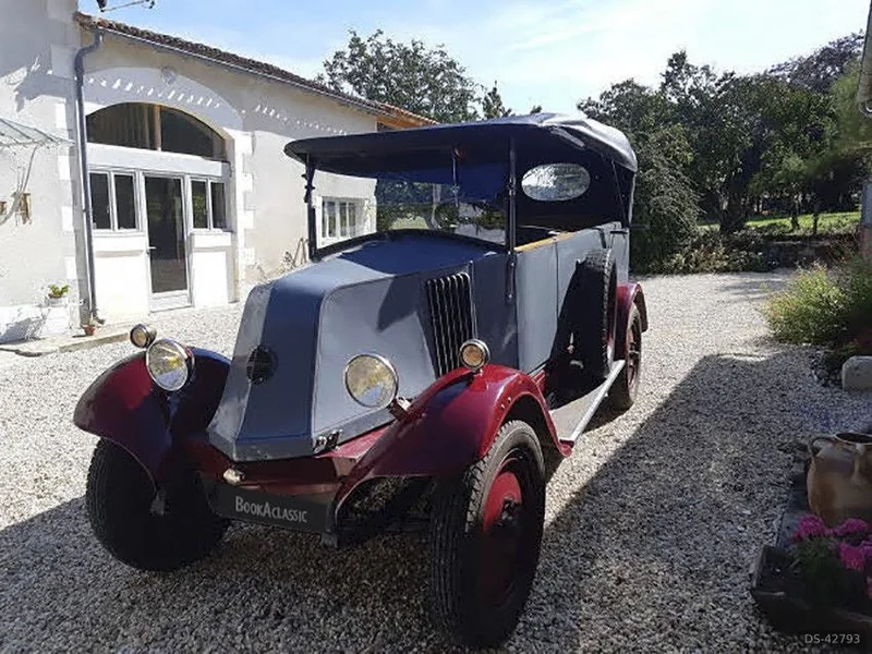1926 Renault Os in Juignac