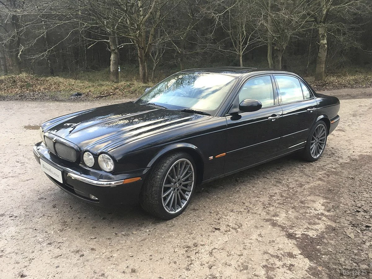 2004 Jaguar XJR