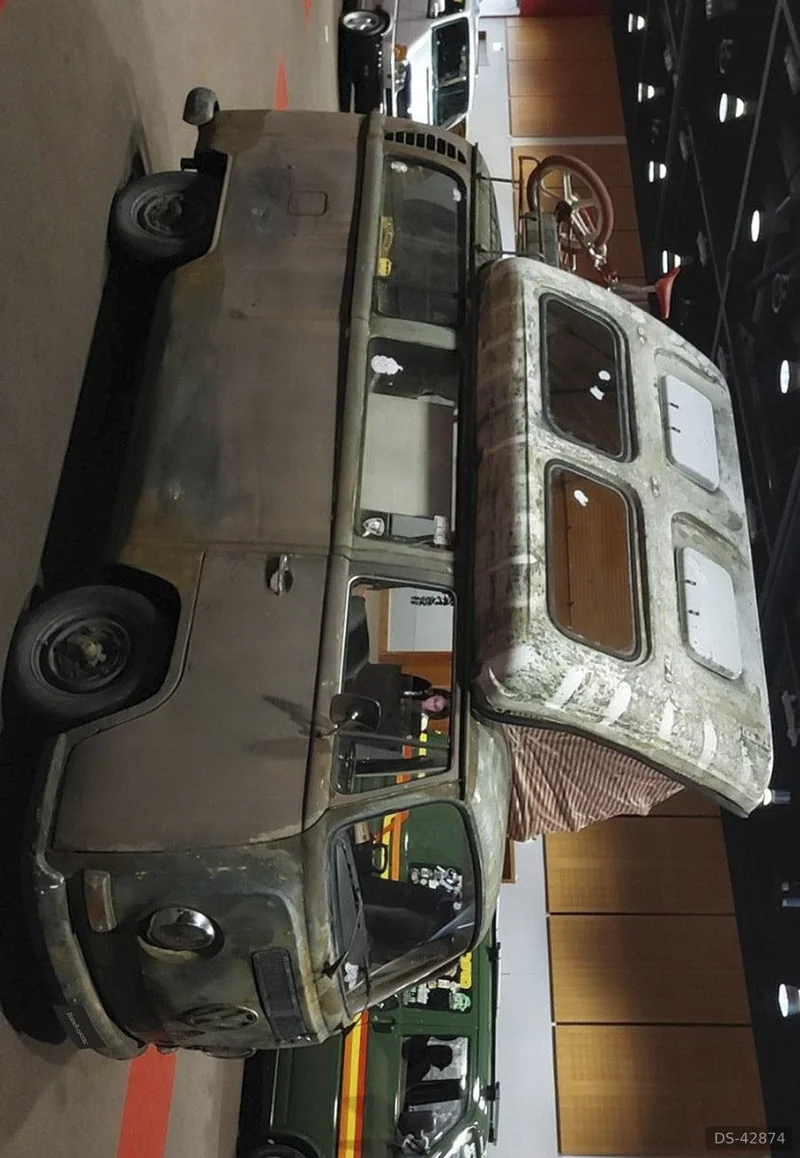 1970 Volkswagen T2 Dormobile in Wrexham 3