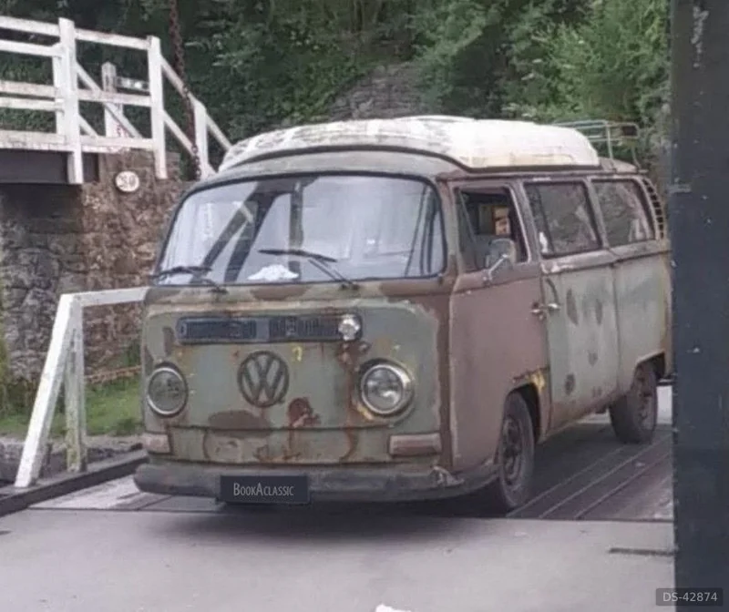 1970 Volkswagen T2 Dormobile in Wrexham 7