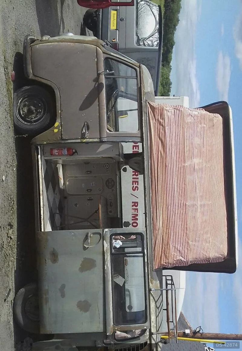1970 Volkswagen T2 Dormobile in Wrexham 6