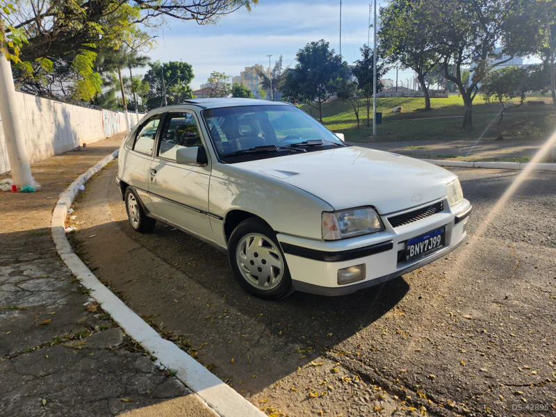 1993 Chevrolet Kadett GSI in São Paulo 7