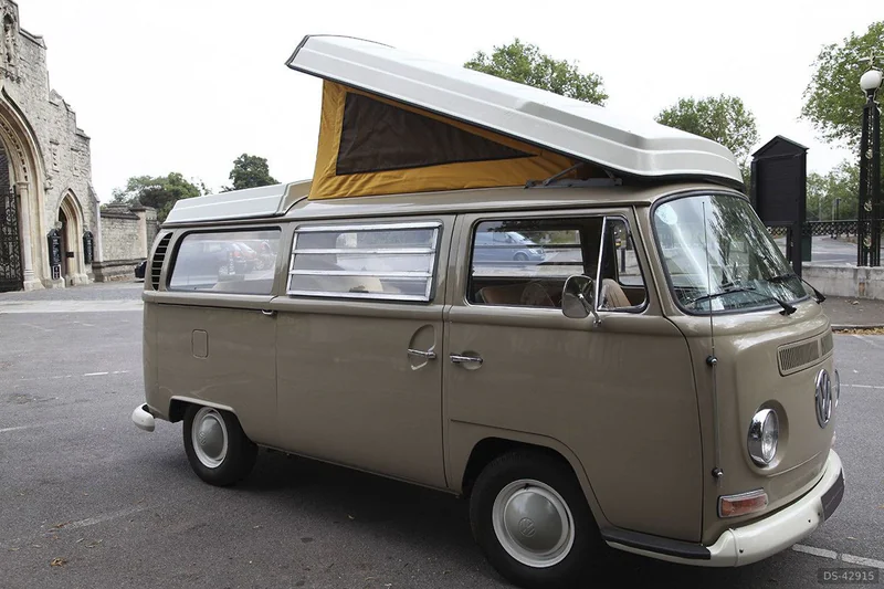 1969 Volkswagen Type 2 Early Bay Campervan in London 5