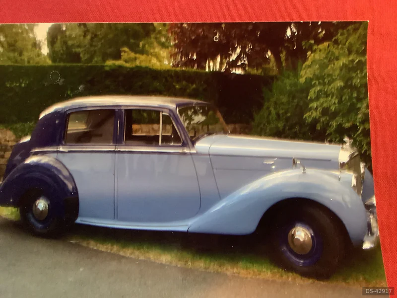 1949 Bentley Mark V1 in Canterbury 2