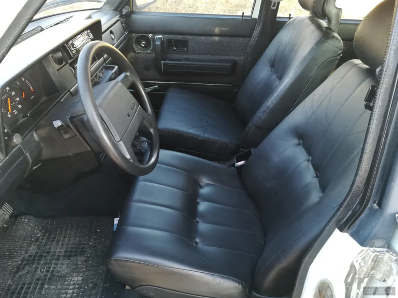 1990 Volvo 240 in Monopoli 3