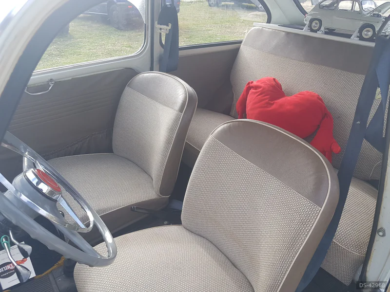1968 Seat 600 D in Brunete 10