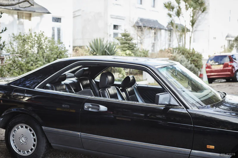 1988 Mercedes-Benz Sec 420 in London 5