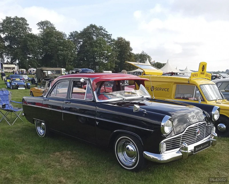 1961 Ford Zephyr in Stourbridge 3