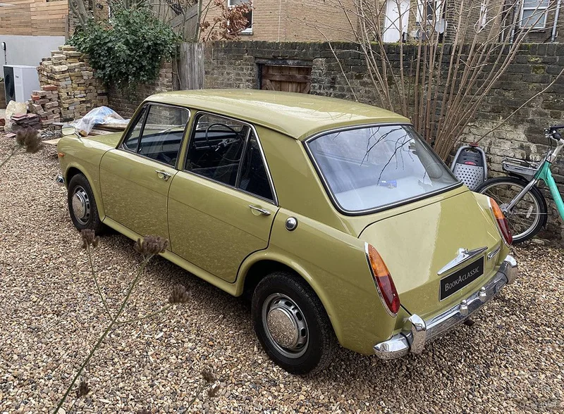 1972 Austin 1300 in London 3