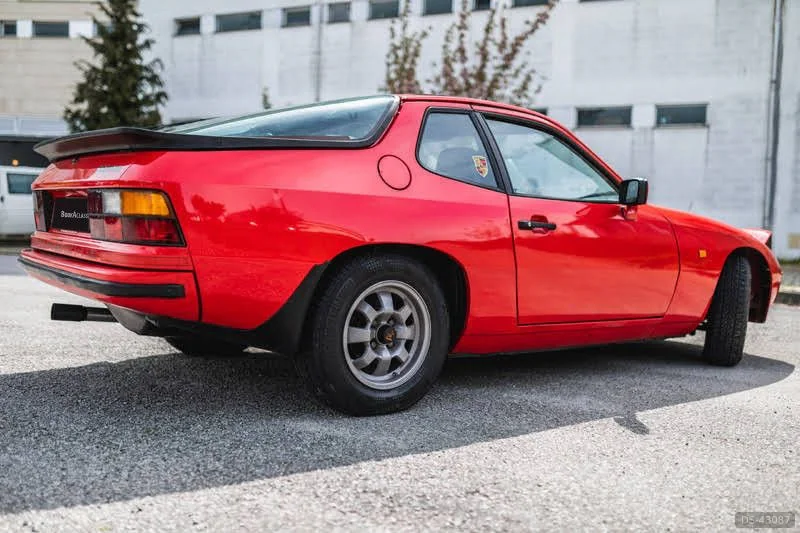 1982 Porsche 924 Targa in Viseu 6
