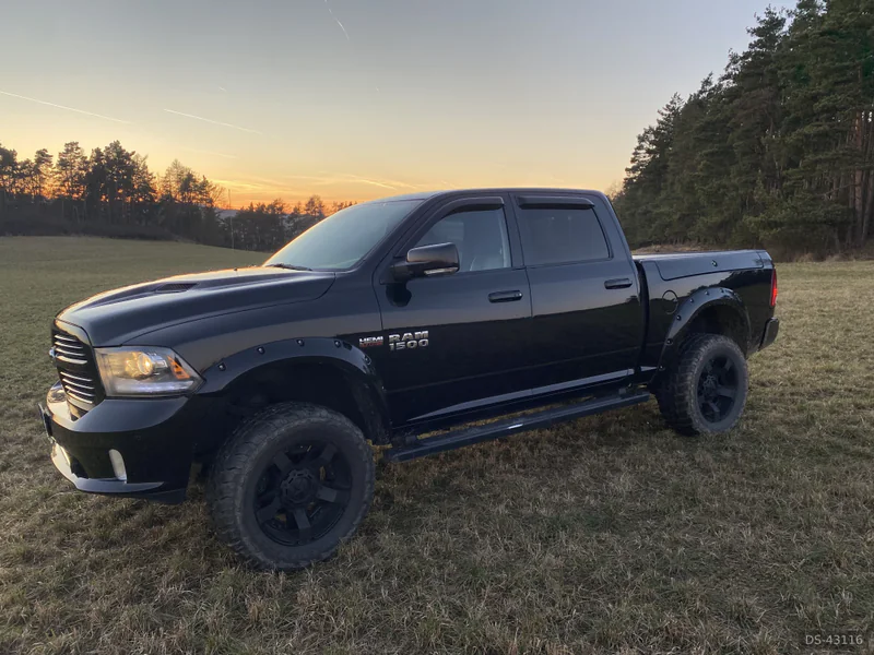 2013 Dodge Ram 1500 in Horažďovice 4
